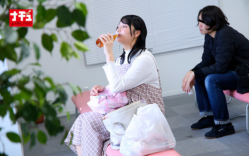 水泳スクール見学ママ中出し 大人の巨乳を貪る男子たち 身長175cm/Hcup激むちママ