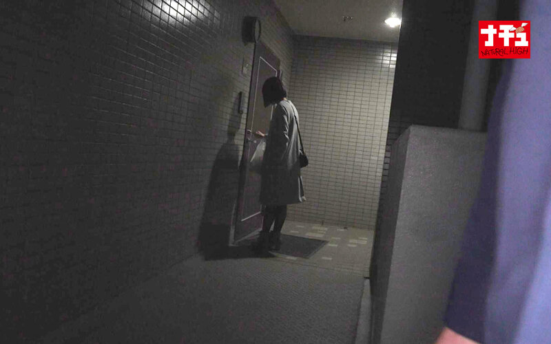 中に出してもいいから止まってください！！！押さえつけて逃がさないエンドレス奥突きバウンドピストンでイキ壊れた女4 痙攣微乳オンナ